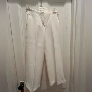 Brand new WO tags, never worn, soft wht culottes, cropped. Size 00, fits like 0